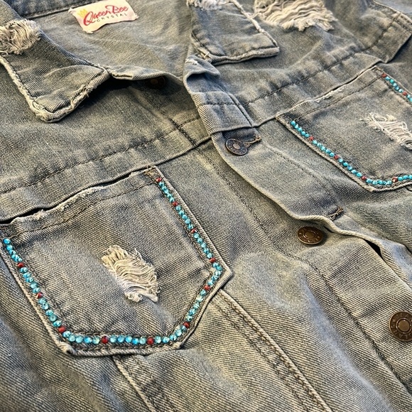 Distressed denim jacket - Picture 4 of 4